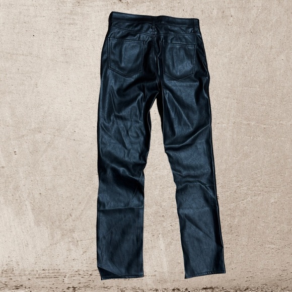 GAP Black Straight Leg Pants - Picture 2 of 5